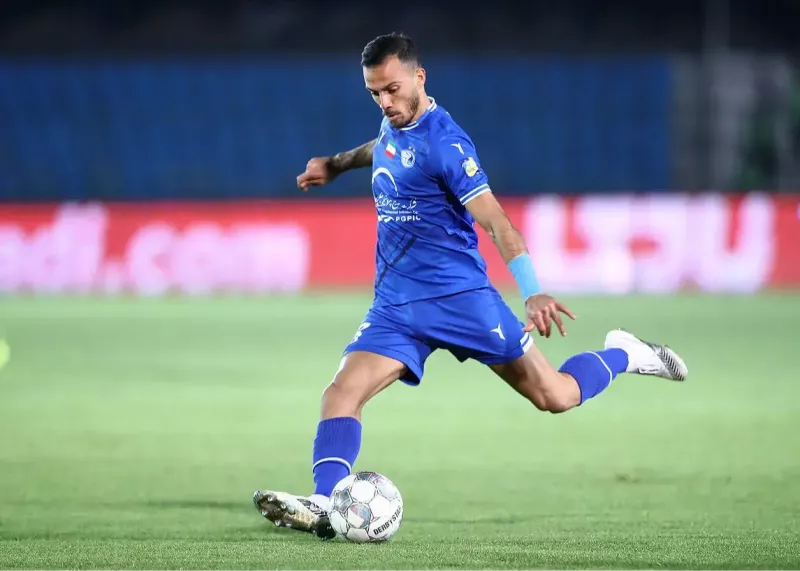 با انگیزه‌ترین نیمکت نشین: ستاره غمگین استقلال!