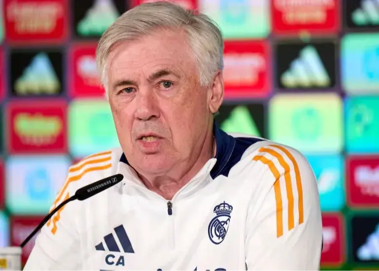 آنچلوتی: این کار من نیست، مربی دیگری بیاورید!