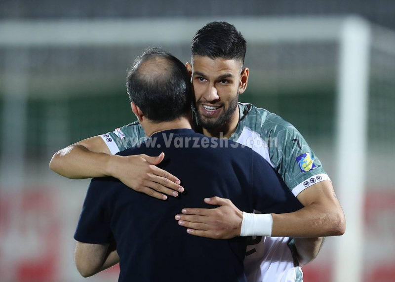 ستاره ذوب‌آهن از این تیم کنار گذاشته شد