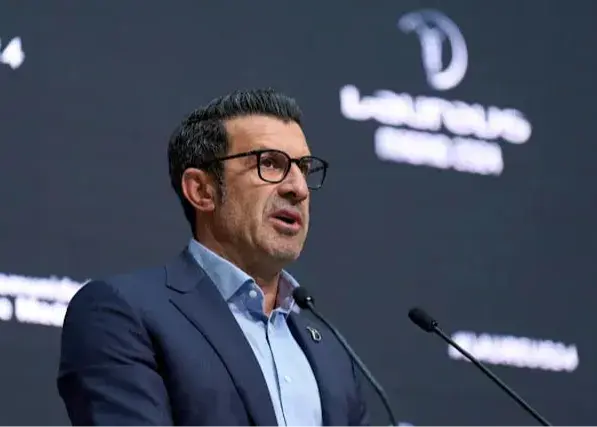 سوال عجیب فیگو از پرز درباره آینده آنچلوتی!