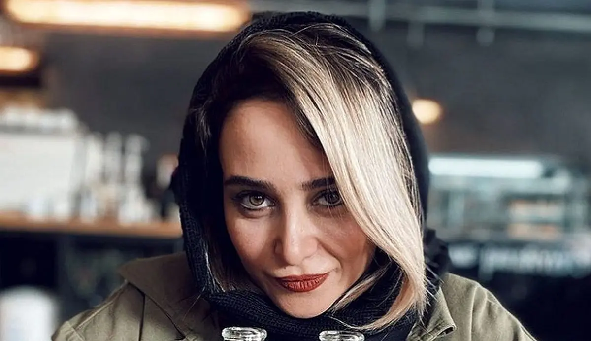 نگاهی به خانه لوکس  الناز حبیبی با حیاط ی دلباز | خانه لاکچری خانم بازیگر همه رو مات کرد