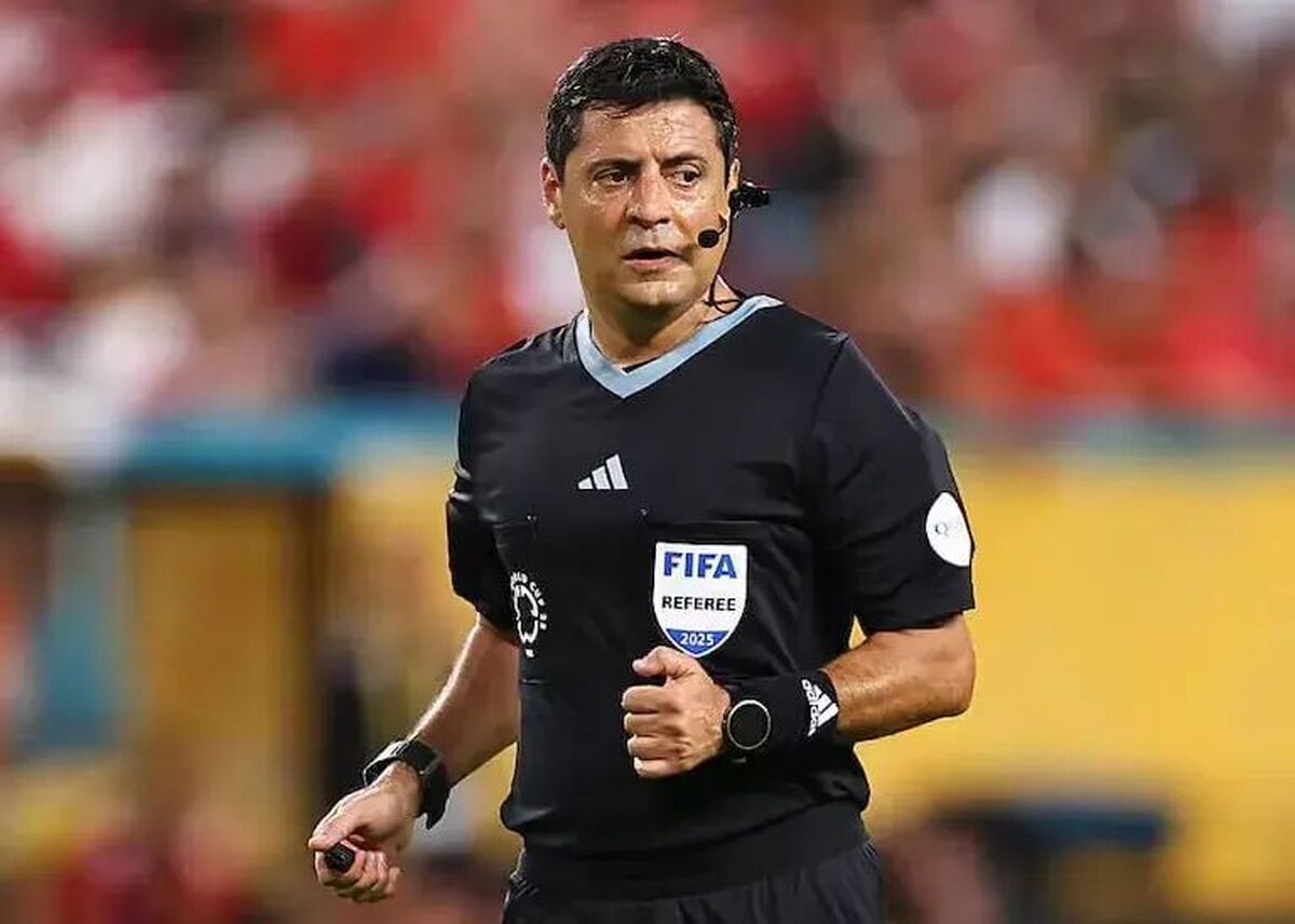 عاشقانه علیرضا فغانی و همسرش سوژه فضای مجازی شد | کی فکرشو میکرد این خانم شیک و زیبا همسر علیرضا فغانی باشه ؟