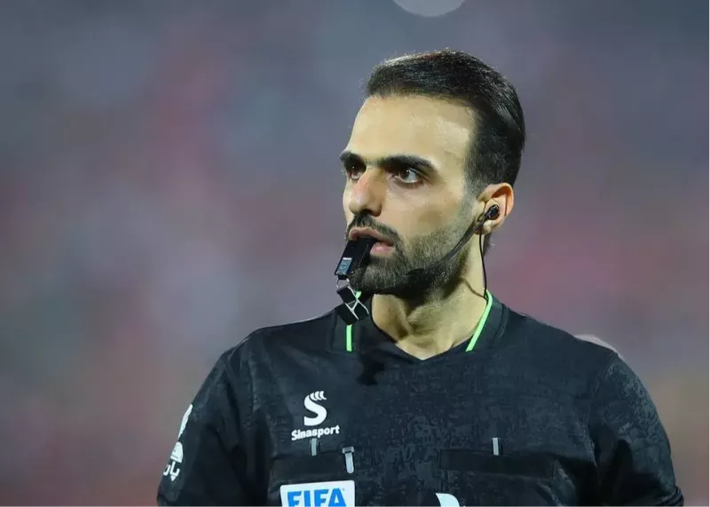 داور بازی فولاد - تراکتور تغییر کرد