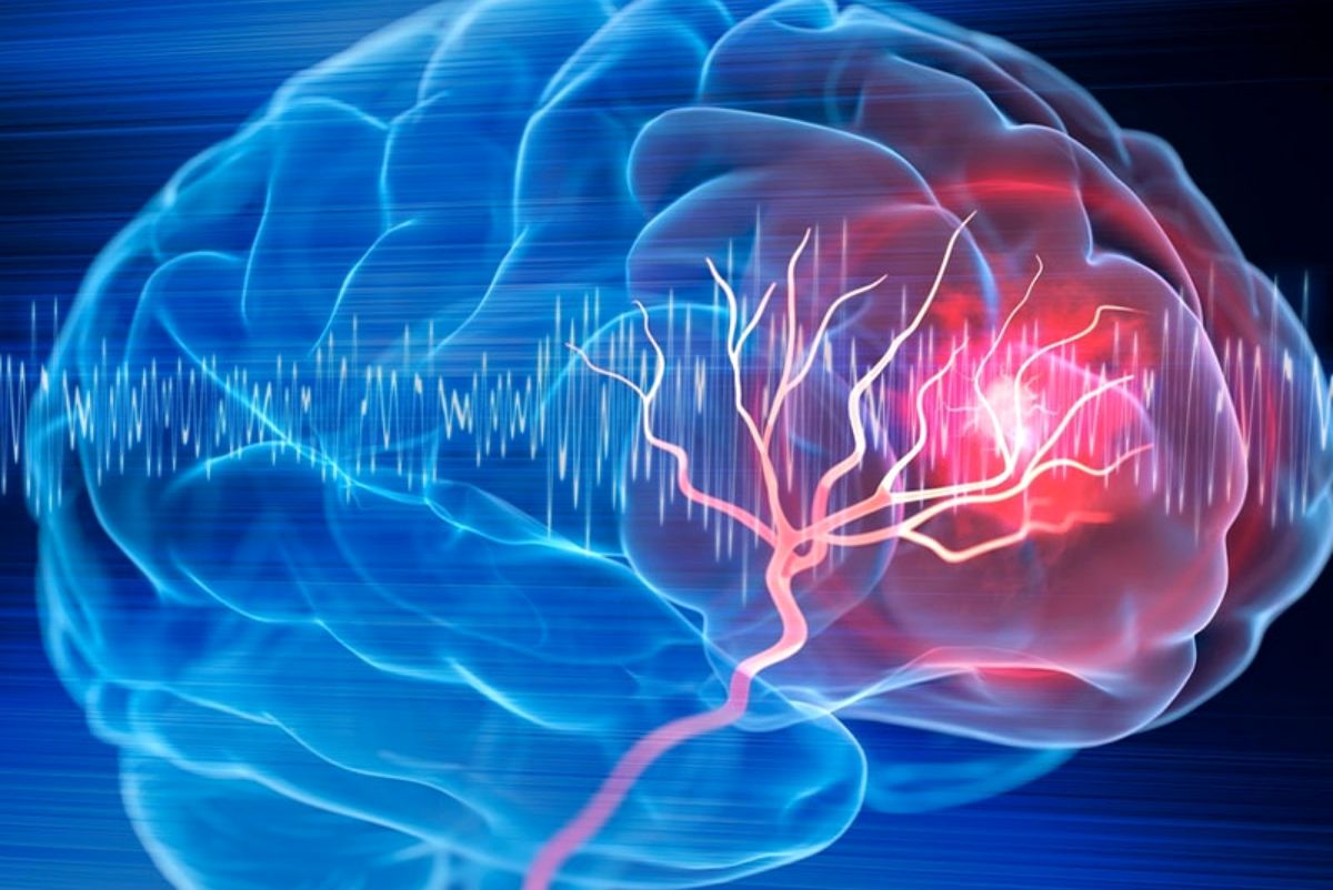 این اشتباهات در طول روز مغز را ۱۰ سال پیر می‌کند