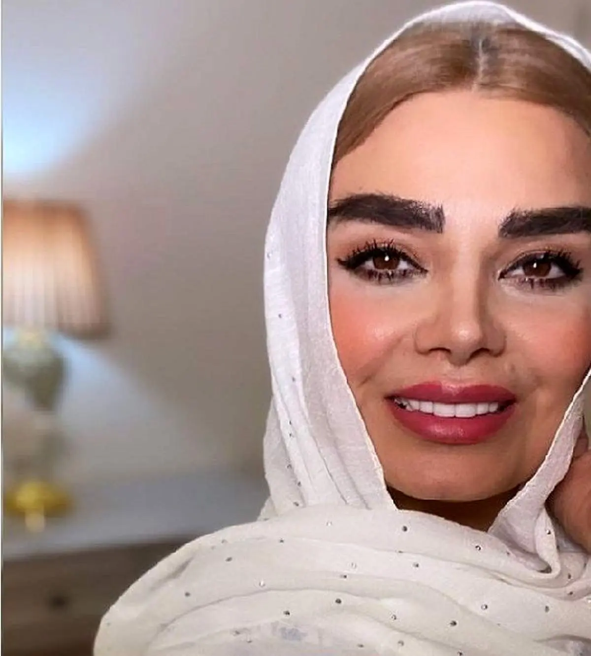 نگاهی به دکوراسیون مدرن و شیک صبا راد مجری ایرانی | وقتی صبا راد پز خونه بزرگش رو میده