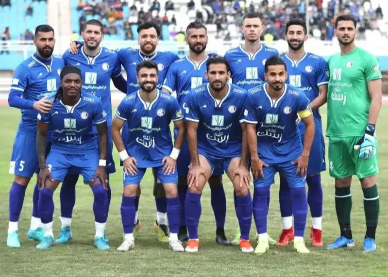 داستان تکراری آبیها: مشکلات مالی و اعتصاب