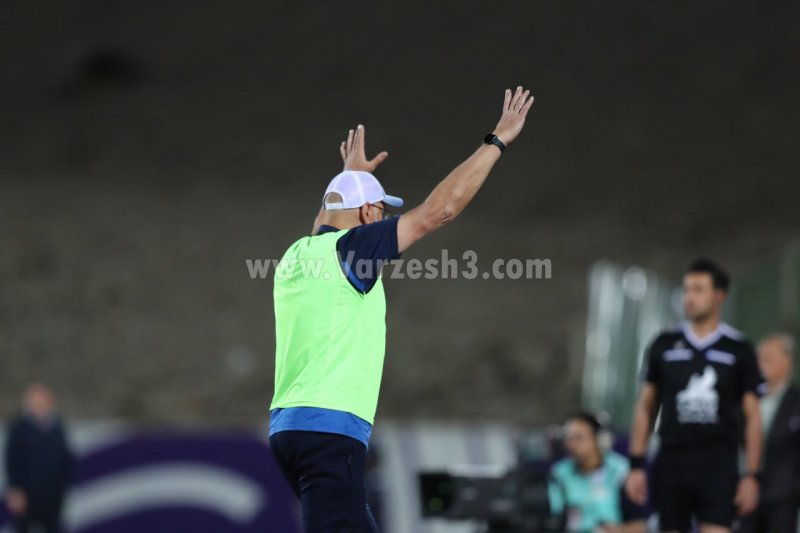 بوژوویچ: انگار کسی میخواهد استقلال به برد نرسد