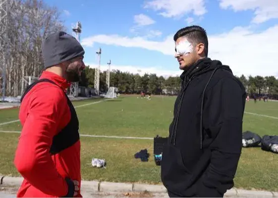 واکنش هوادار مجروح پرسپولیس به شایعه عجیب