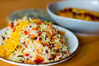 طرز تهیه هویج پلو به سبک تبریزی ها ؛ یک غذای خوشمزه مناسب برای شام