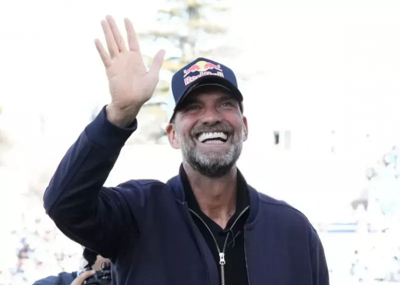 کلوپ به یک شرط برمیگردد: اگر التماسش کنند!