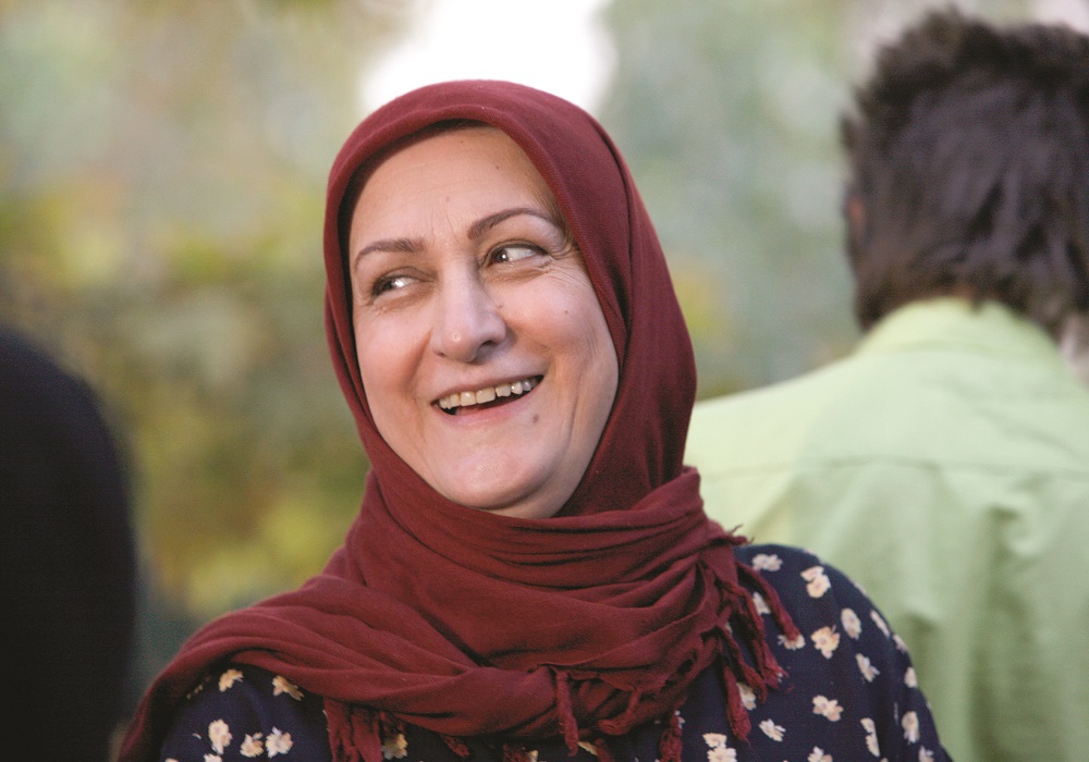 تیپ جوان پسندانه مریم امیر جلالی در کنسرت خواننده مشهور | مریم امیرجلالی در آستانه 80 سالگی همچون دختر 14 ساله شده