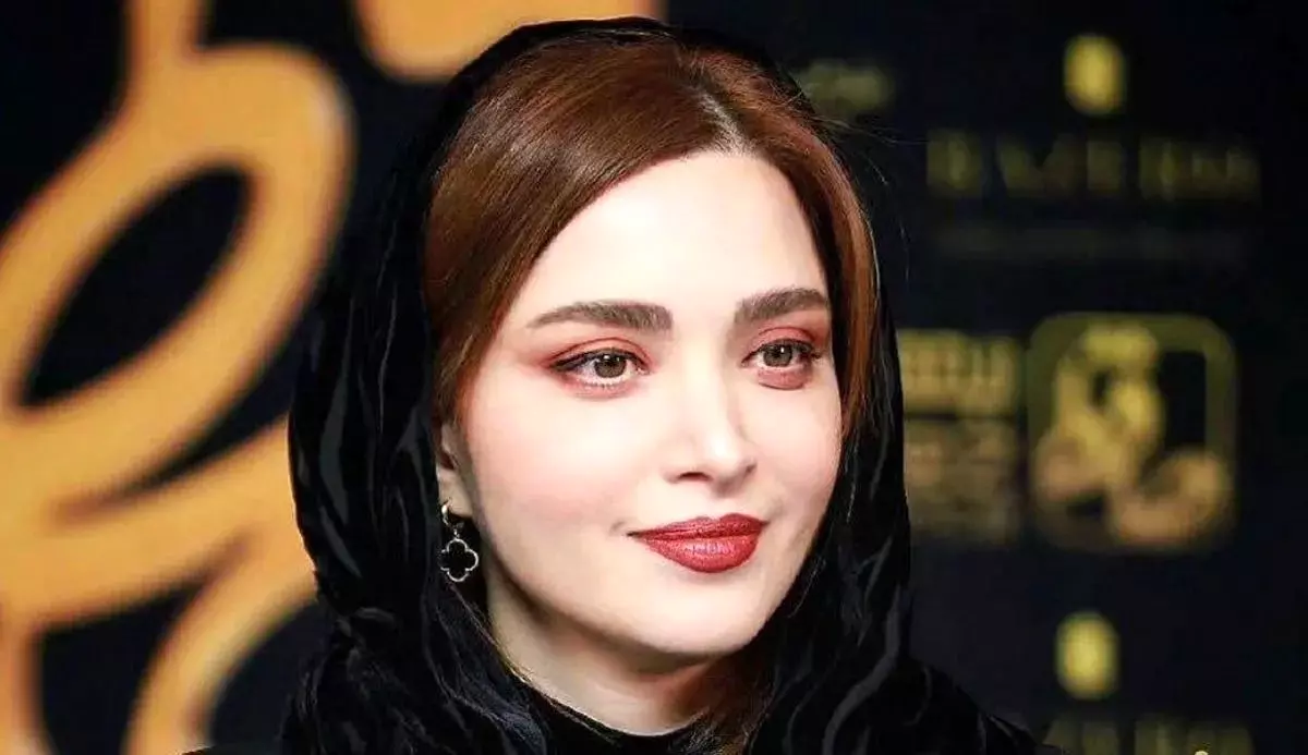 زیباترین تیپ بهنوش طباطبایی در تولد 44 سالگی اش