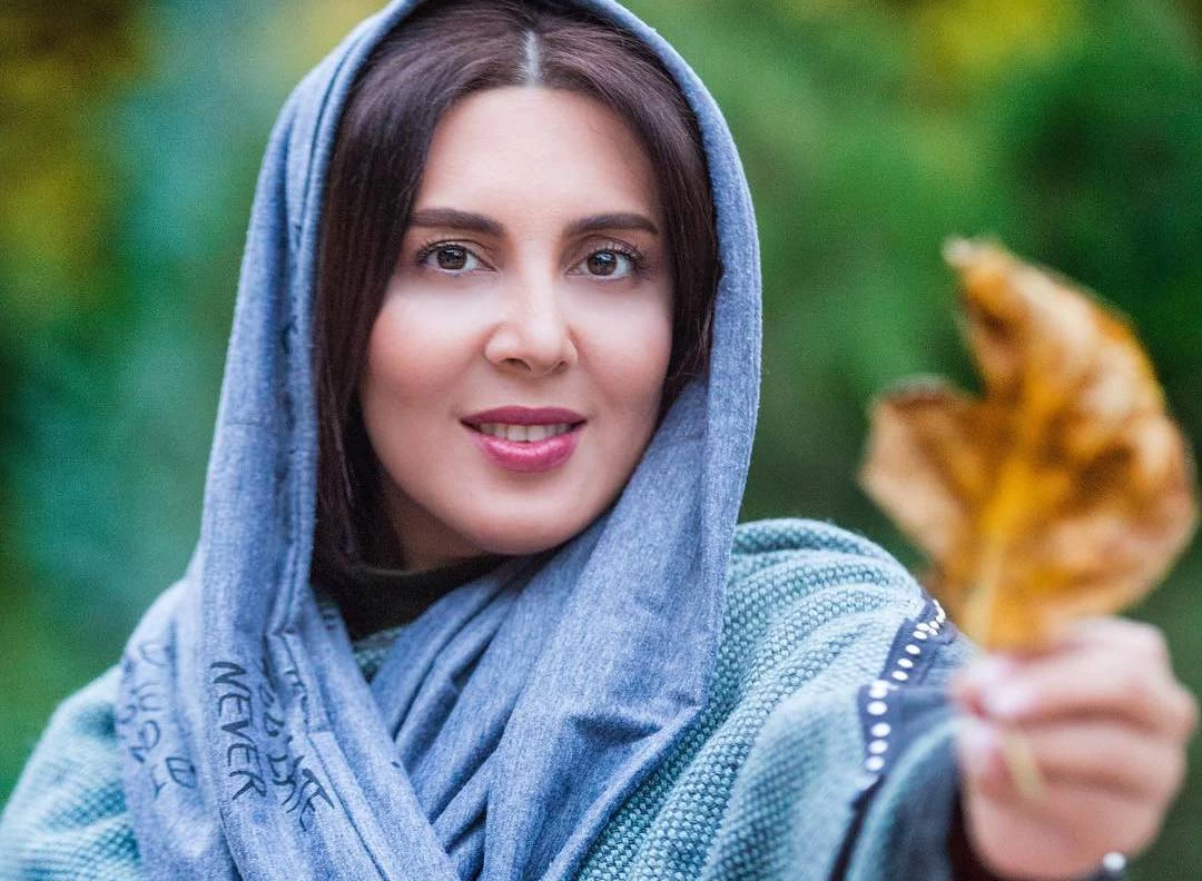 فاتحه خوانی احساسی لیلا بلوکات برای پدر سیاوش خیرابی اشک همه را درآورد+ فیلم