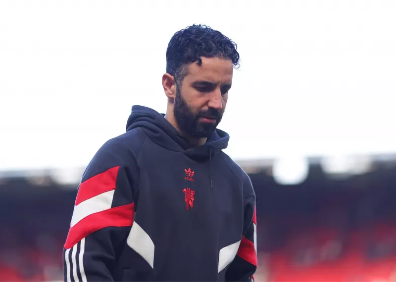 آموریم بازیکنان را وسوسه میکند تا به یونایتد بروند!