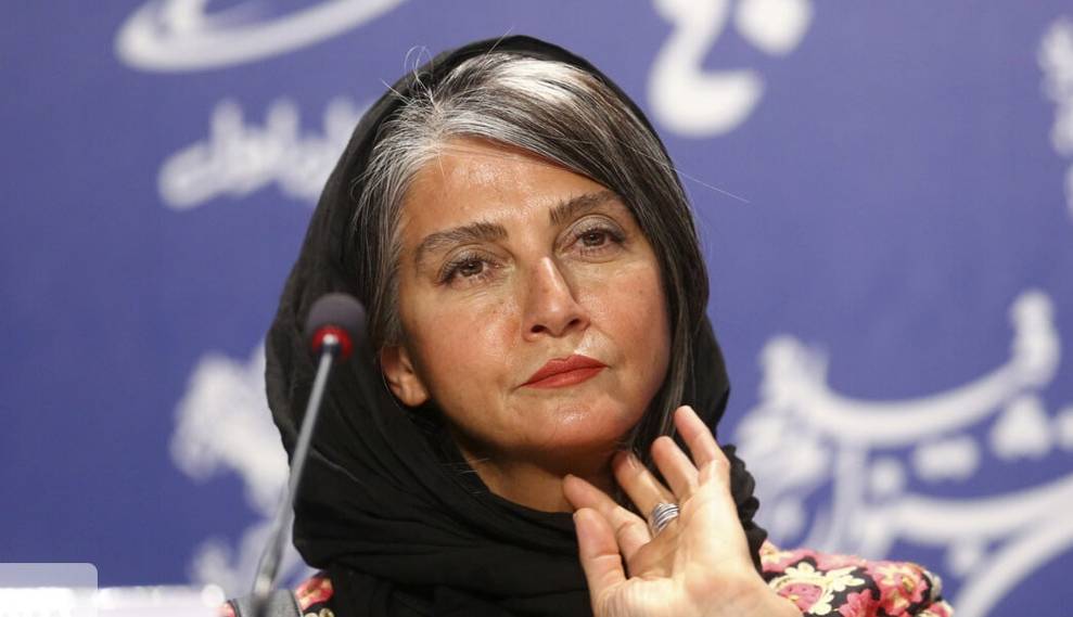 تیپ جذاب بازیگر سریال آلا 60 سالگی | جذابیت رویا جاویدنیا هوش از سر همه برد