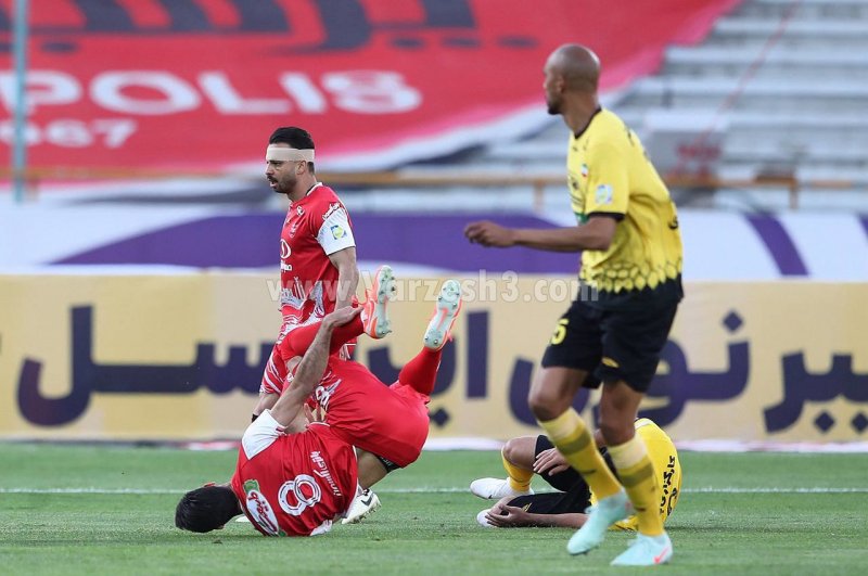 پرسپولیس و جنجالی‌ترین فصل نقل و انتقالات!