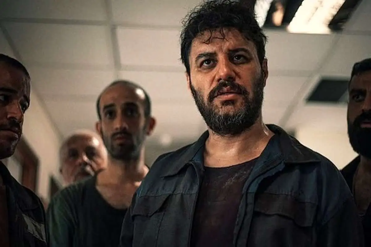 واکنش متفاوت جواد عزتی به حملات اسرائیل به کشور + عکس