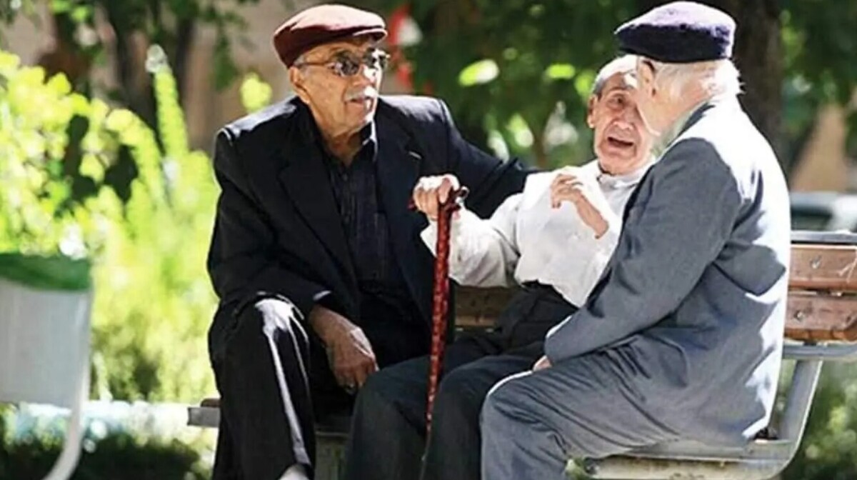 بازنشستگان بشتابند | زمان ثبت نام وام بازنشستگان فرا رسید