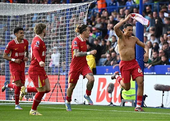 تکلیف لیورپول مشخص شد: یک امتیاز بگیر و قهرمان شو