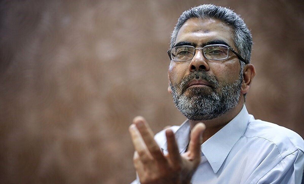 صمصامی: شنیدیم بانک مرکزی به دنبال تعیین یک نرخ رسمی دیگر برای ارز است