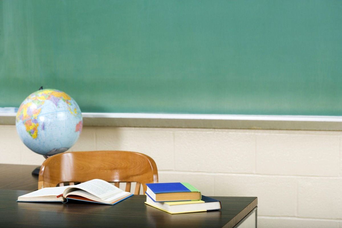 آموزش پرورش خیال معلمان را راحت کرد | جزییات مهم از بیمه معلمان و فرهنگیان