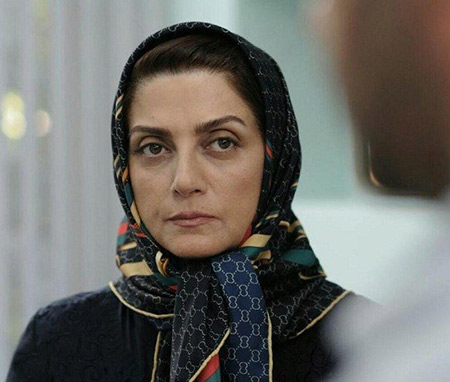 طناب زدن بازیگر سریال آلا در 60 سالگی | کی باورش میشه رویا جاویدنیا آنقدر حرفه ای طناب بزنه ؟