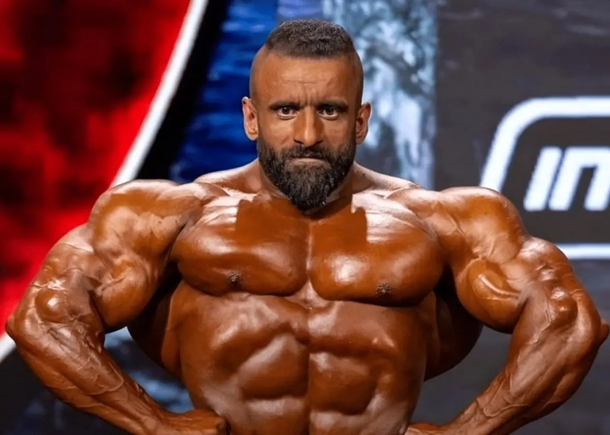 آمادگی فوق العاده خاص هادی چوپان برای مسترالمپیا | هادی چوپان عضلاتش را به رخ حریفانش کشید