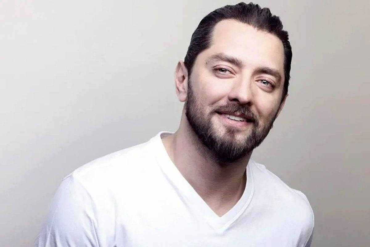 میز غذای لاکچری بهرام رادان اینستاگرام را بهم ریخت | عصبانیت کابران برای میز غذای لوکس بهرام رادان