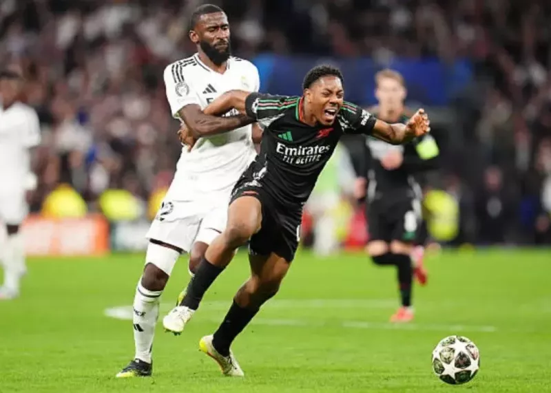 انتقاد آرسنالیها از رودیگر: باید اخراج میشد!