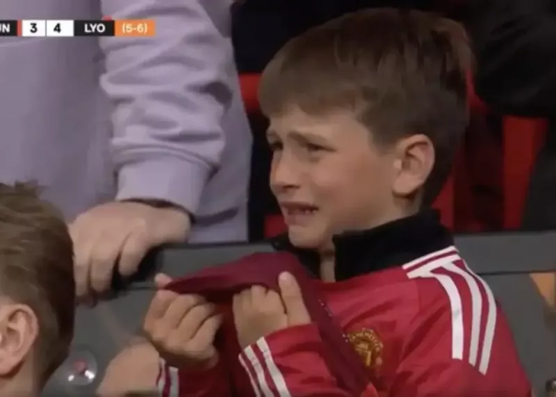 زیباترین عکس سال در بازگشت معجزهآسای یونایتد