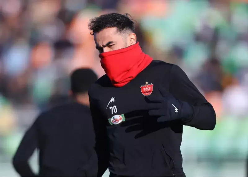 هر روز یک درد، اورونوف باید دمبله یا جدا شود!