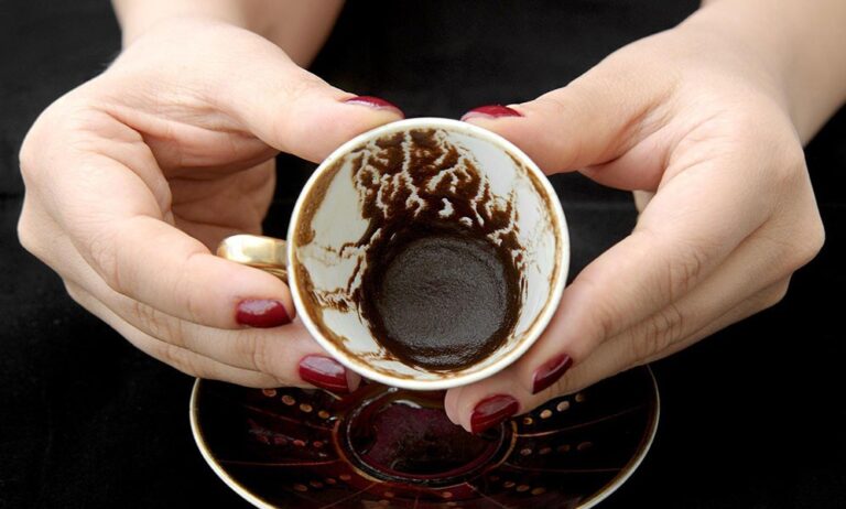 ​​​​​​​فال قهوه امروز دوشنبه 5 خرداد 1404 ؛ نزول برکت در زندگی شما