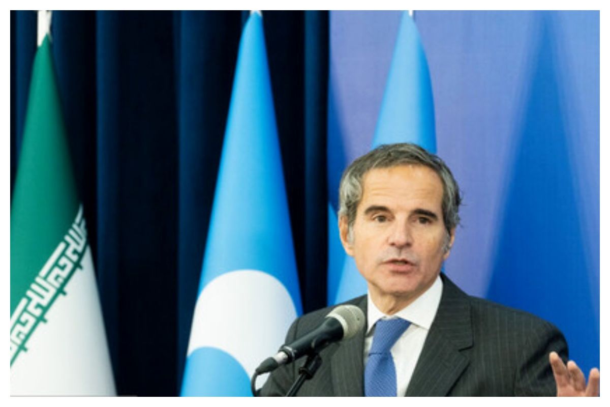 گروسی تهران را ترک کرد + عکس