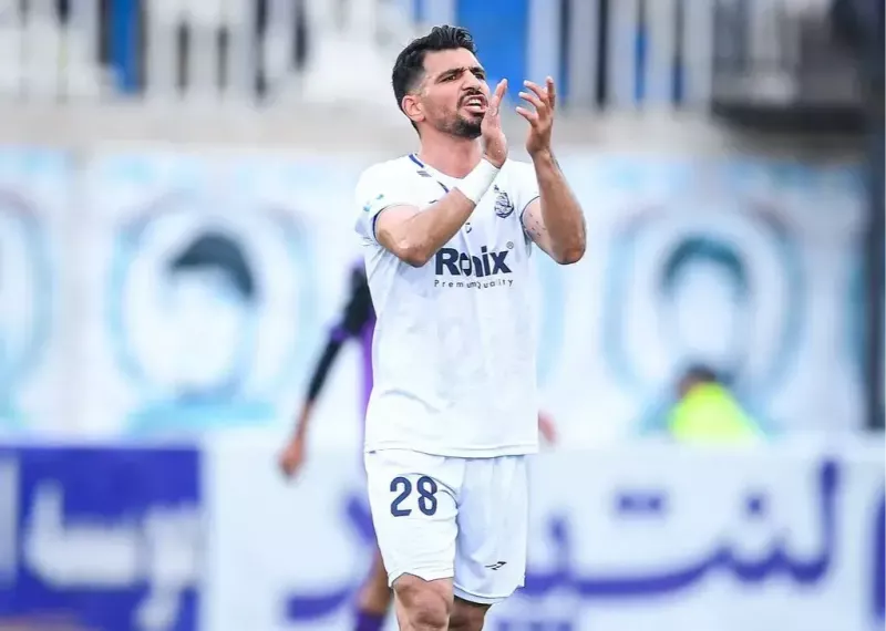 سرباز شماره 28، تهدید قهرمانی تراکتور! (عکس)