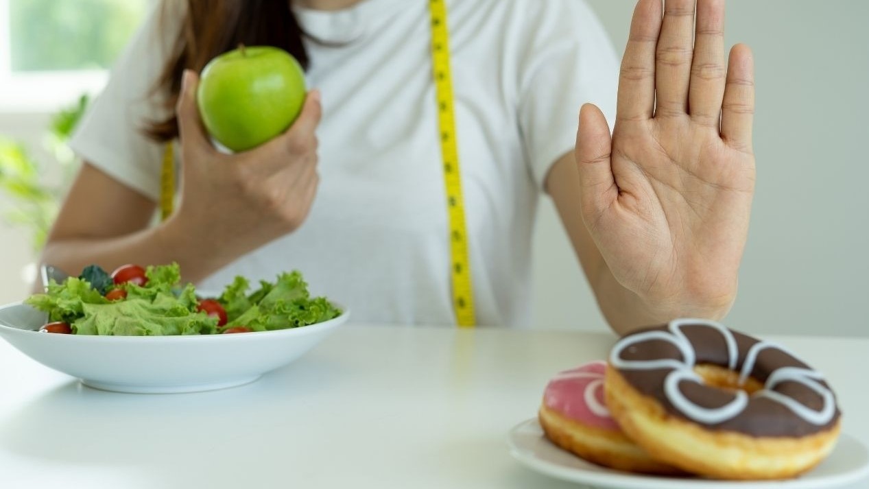 با این روش ها اشتهات رو کم کن | بدون رژیم لاغر شو