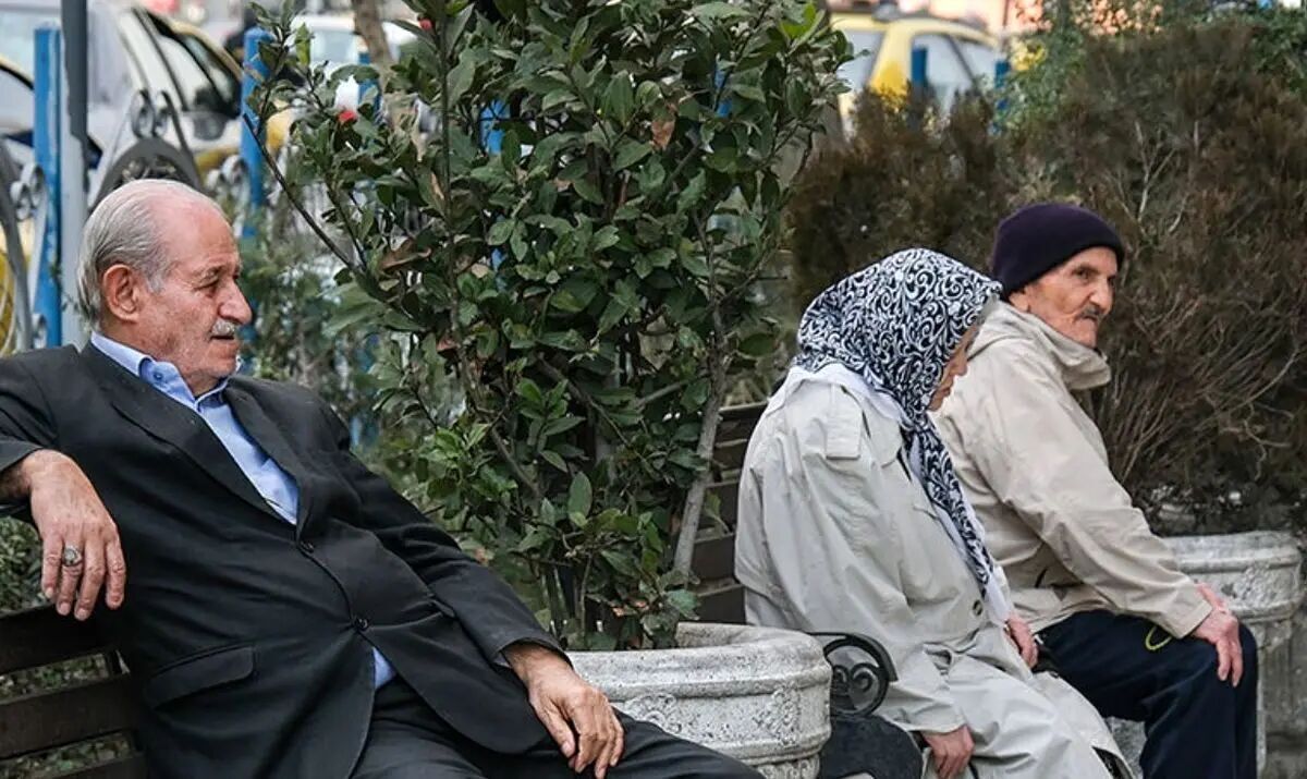 اعلام زمان پرداخت مطالبات بازنشستگان