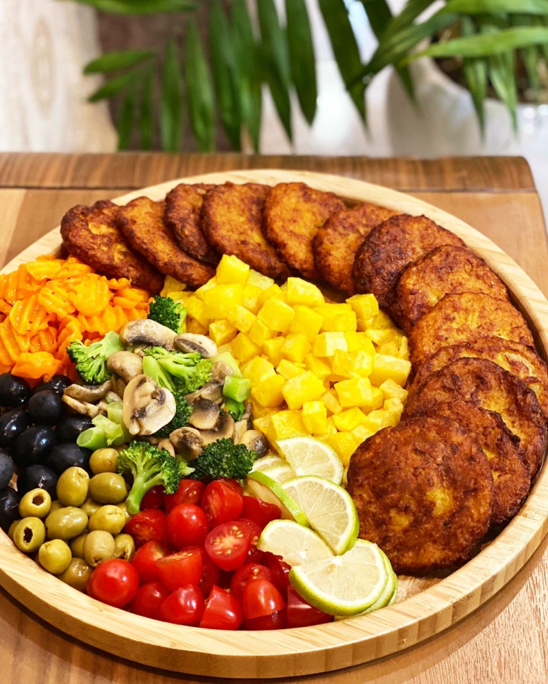 طرز تهیه کتلت مرغ خوشمزه ؛ یک شام جدید برای خانواده + فیلم