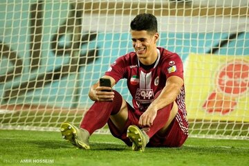 بمب نقل و انتقالات پرسپولیس | شماره یک اصفهان به پرسپولیس می‌رود