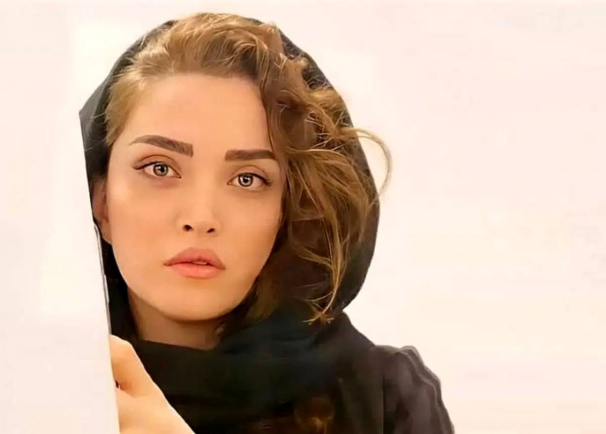 قیمت نجومی کیف بهنوش طباطبایی سوژه شد