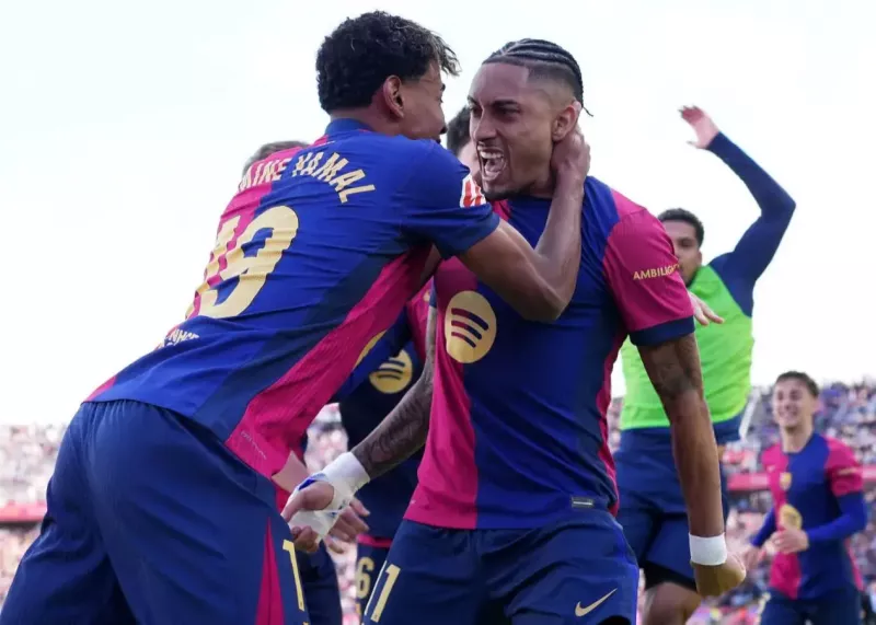 جنون و کامبک، بارسلونا یک گام نزدیکتر به لالیگا