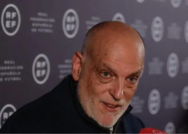 مخالفت لالیگا با درخواست جدید بارسلونا