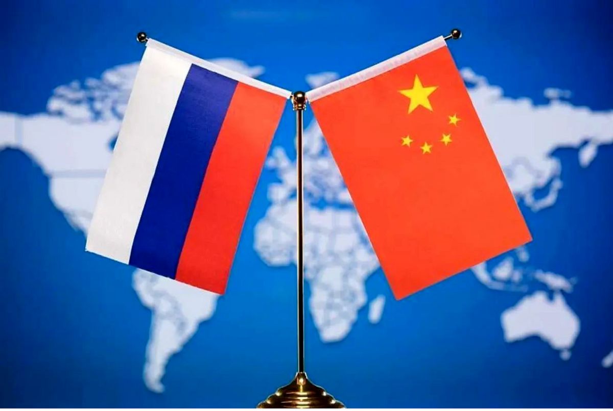 همکاری ویژه چین و روسیه/ بررسی ساخت یک نیروگاه هسته‌ای در ماه