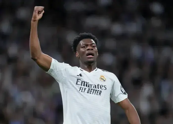 شوامنی: رئال از مبارزه قهرمانی لالیگا پا پس نمیکشد!