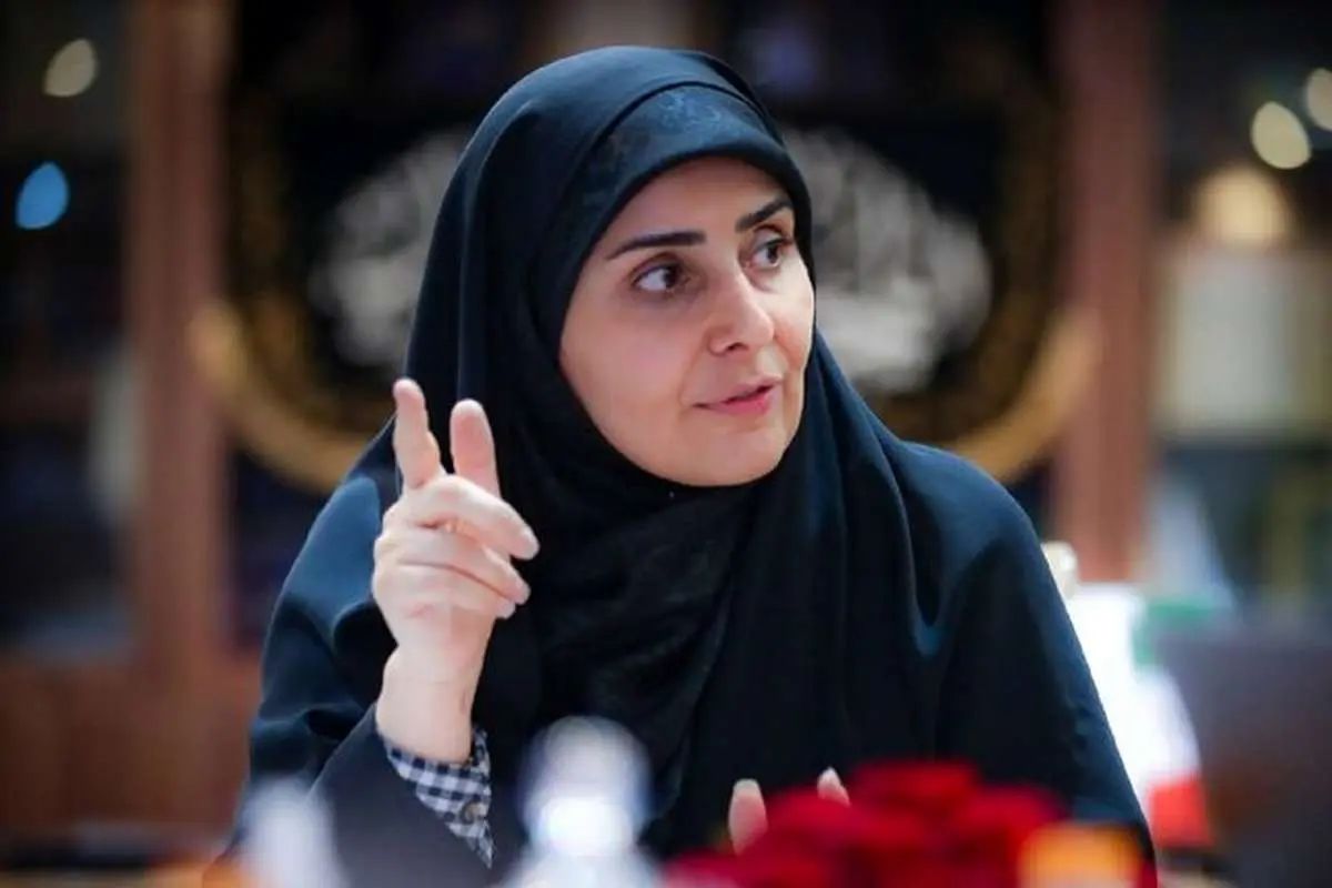 وعده فرزانه صادق درباره تامین اعتبار قطار سریع‌السیر تهران _ اصفهان